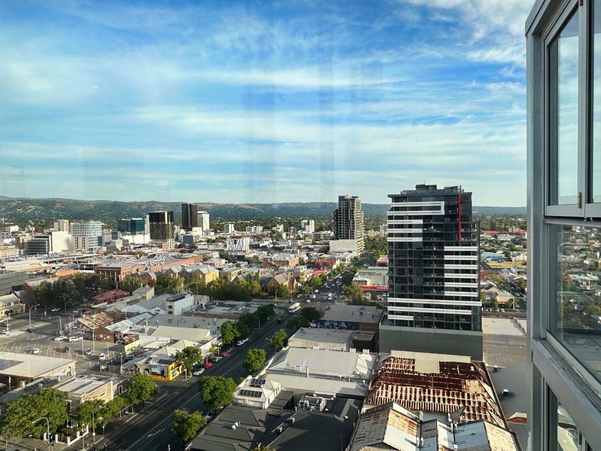 Penthouse View Apartment Luxury Cbd Penthouse Sleeps 6 Balcony Spa Access Adelaide Eksteriør bilde